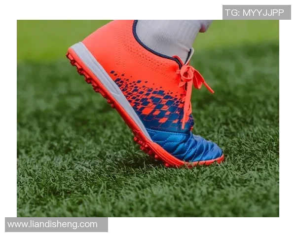 迪卡侬足球鞋助力球星征战赛场展现实力与风采 迪卡侬足球鞋助力球星征战赛场展现实力与风采